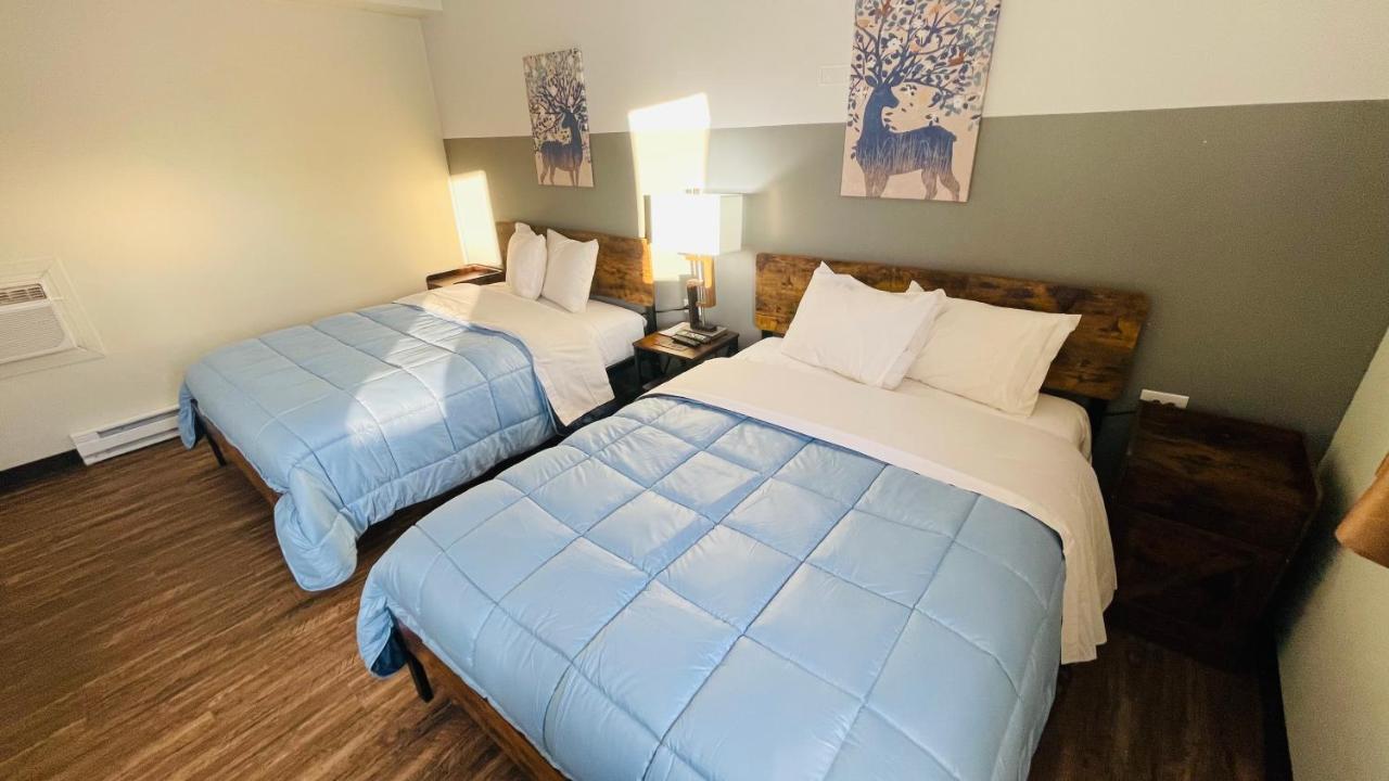 Swan River Timberland Inn & Restaurant מראה חיצוני תמונה